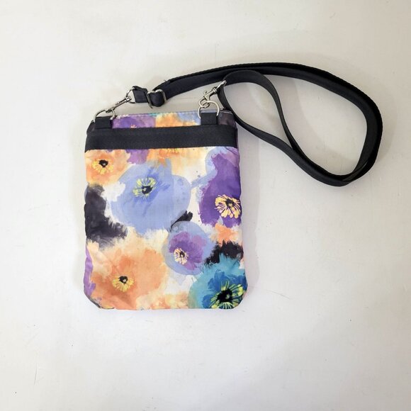 LeSportSac Floral Cross Body Bag - Picture 3 of 5